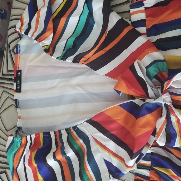 2 piece - Picture 2 of 4